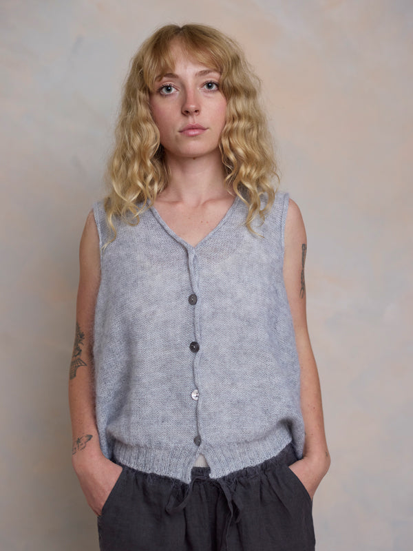 MOHAIR + MERINO Sleeveless Vest . Silver